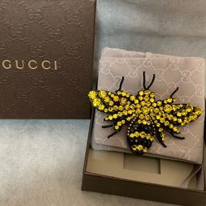 ❤️SOLD❤️   Gucci 🐝 Brooch